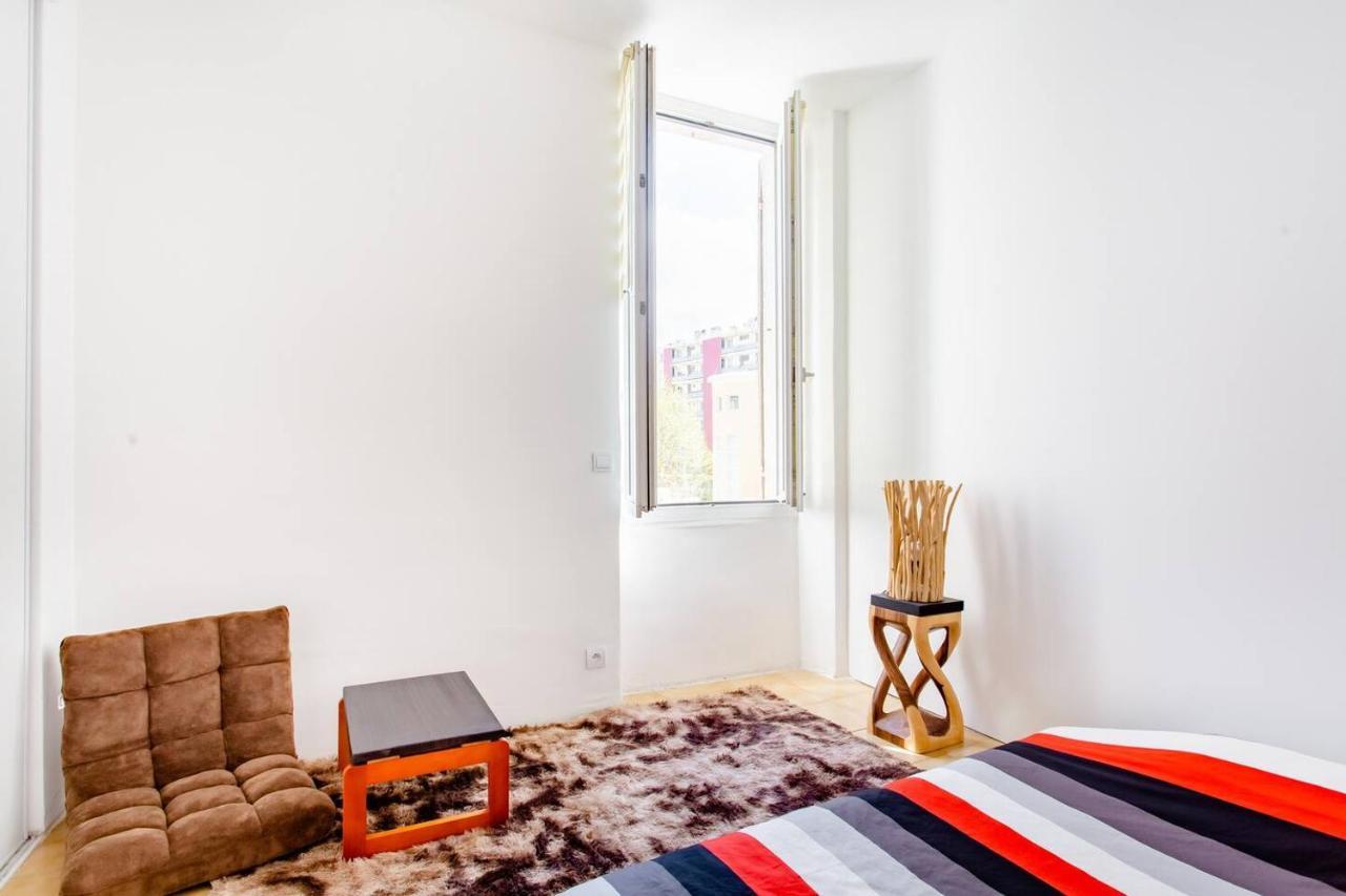 Room Rental In Apartment In Marseille Exterior photo